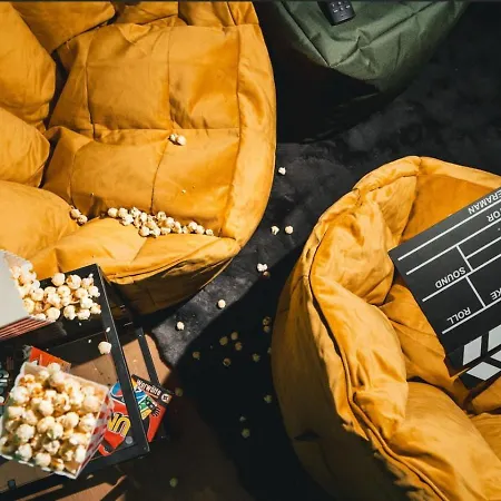 Noor - Golden Mood Or Cinema Luxe Apartmán