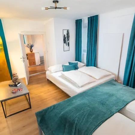 Noor - Golden Mood Or Cinema Luxe Apartmán Štýrský Hradec