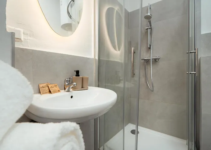 Noor - Golden Mood Or Cinema Luxe Apartment