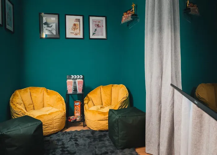 Noor - Golden Mood Or Cinema Luxe Apartment